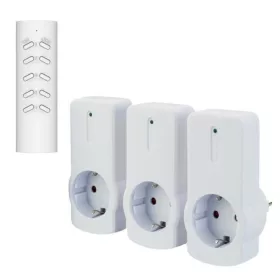   Földelt távirányítható 3-as dugaljzat 16A 220-240V, Eurolamp, 550510