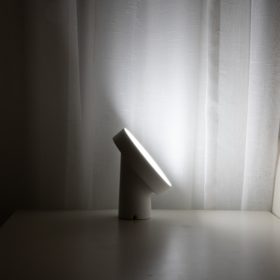   LED lámpatest , hordozható , asztali , 9.7W , RGB , CCT , dimmelhető , fehér , LUTEC CONNECT , MOA